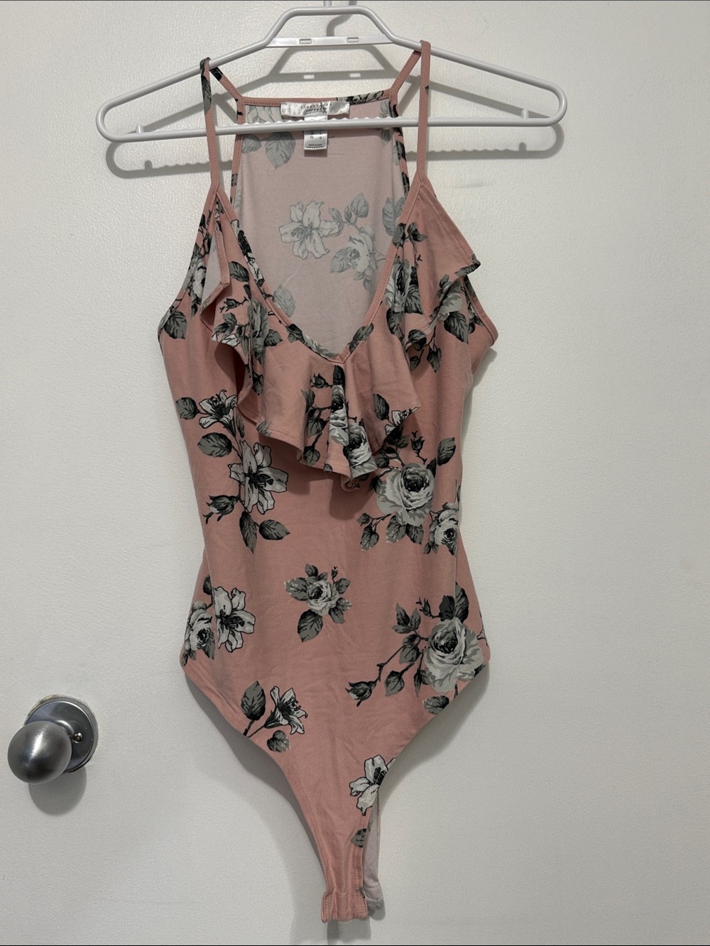 Streetwear Society Dusty Pink Floral Ruffle Bodysuit